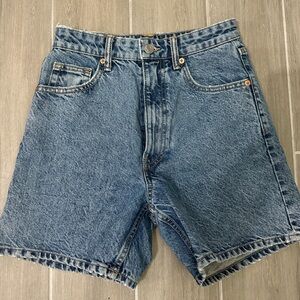 Zara Mom Fit Shorts